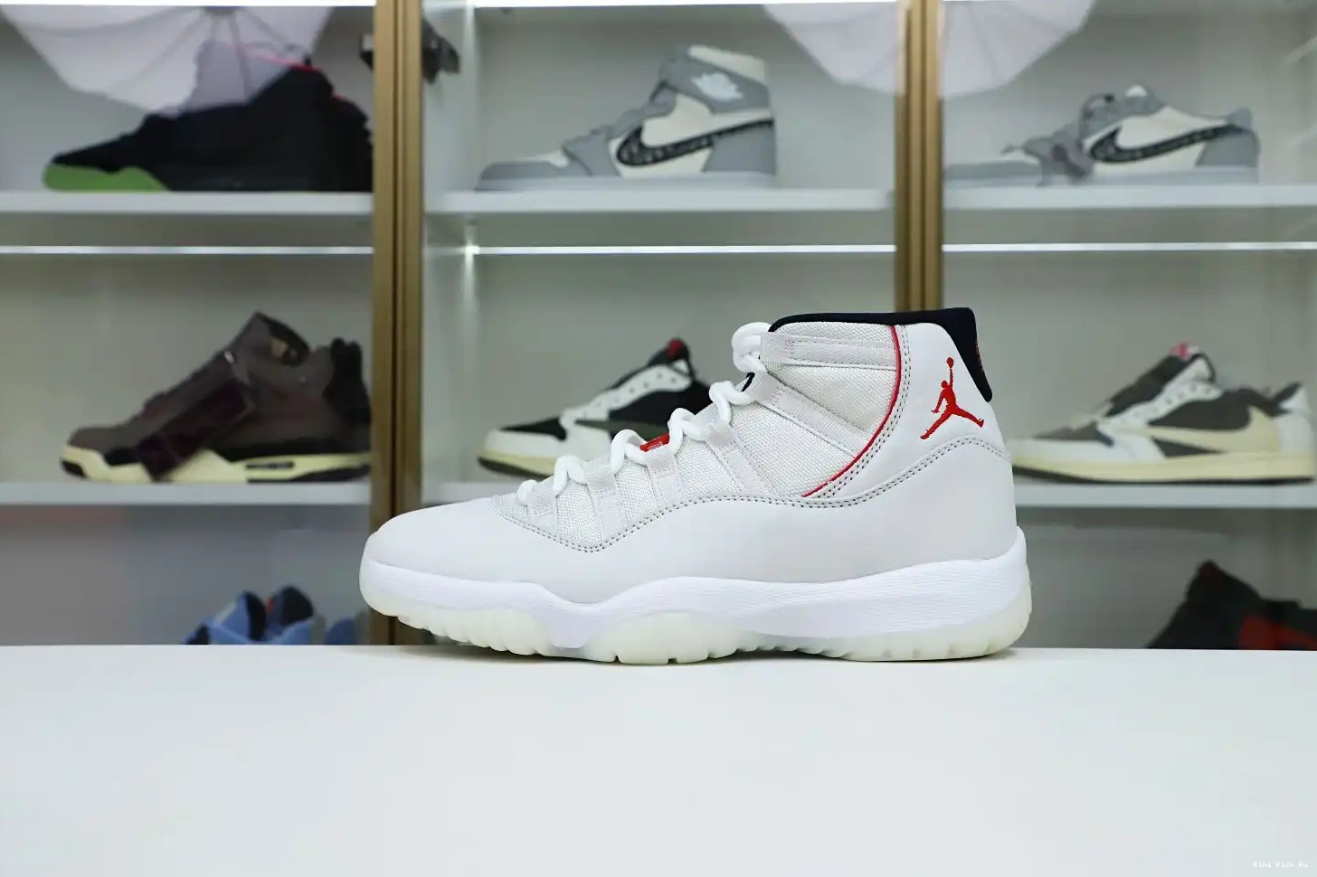 JORDAN TINT Kimikick 11 XI PLATINUM RETRO AIR 0526